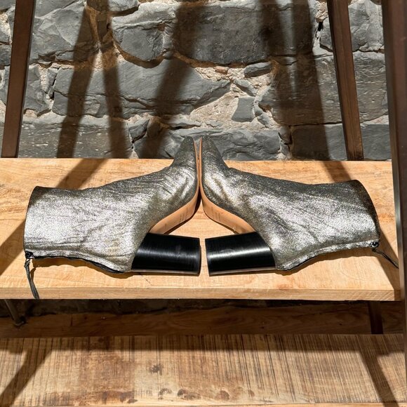 Isabel Marant Garrett Metallic Gold Heeled Accent Booties - Picture 9 of 11